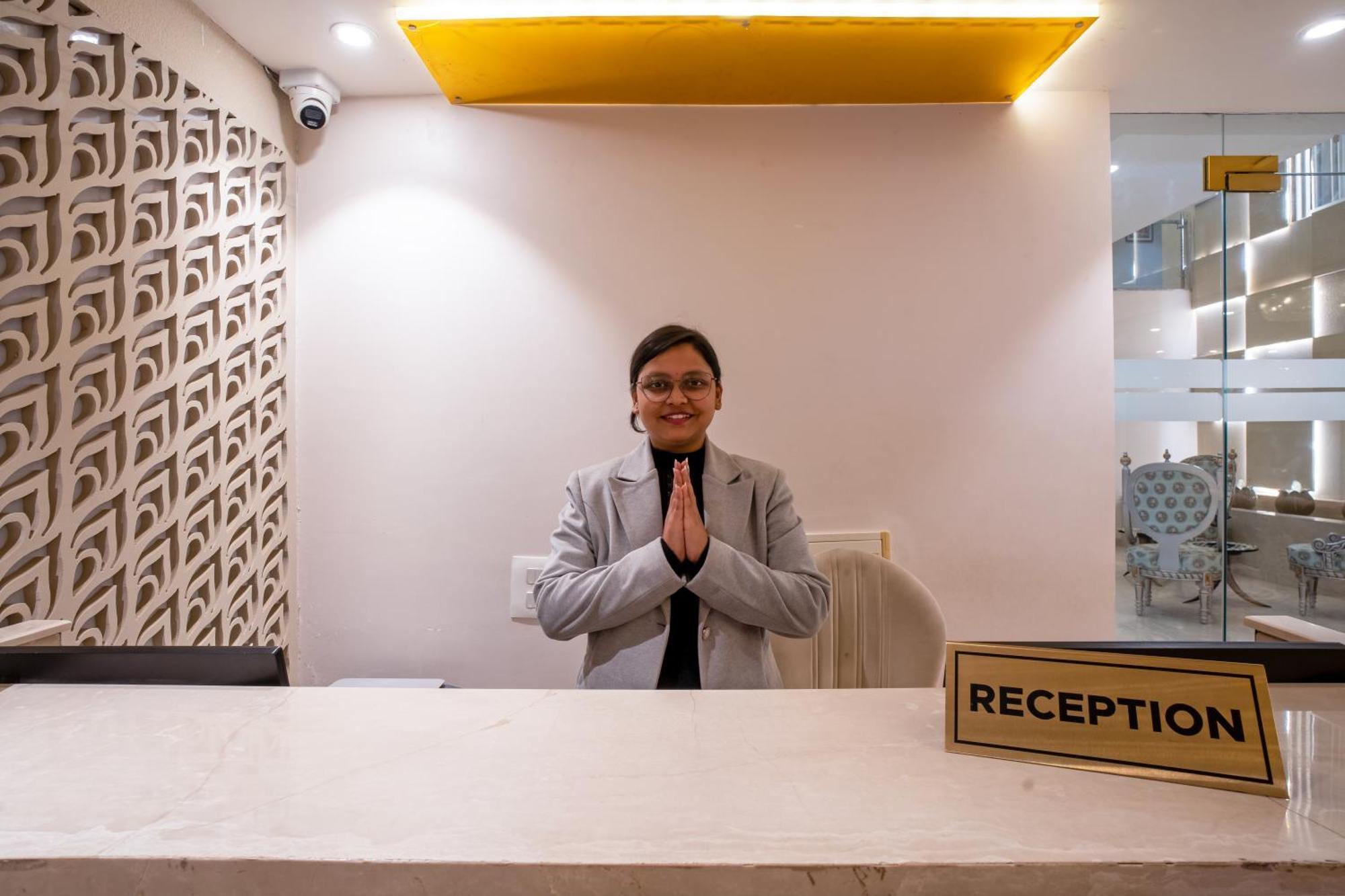 Hotel Ginger Palace Delhi Airport นิวเดลี ภายนอก รูปภาพ