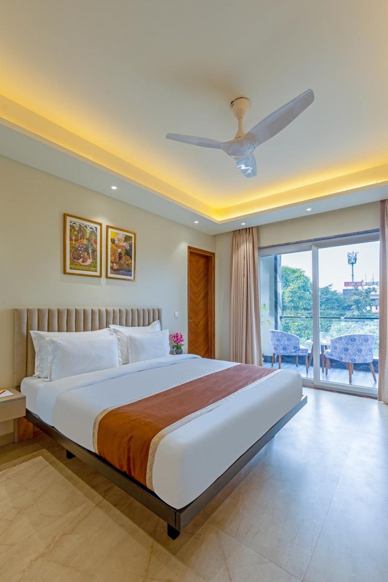 Hotel Ginger Palace Delhi Airport นิวเดลี ภายนอก รูปภาพ