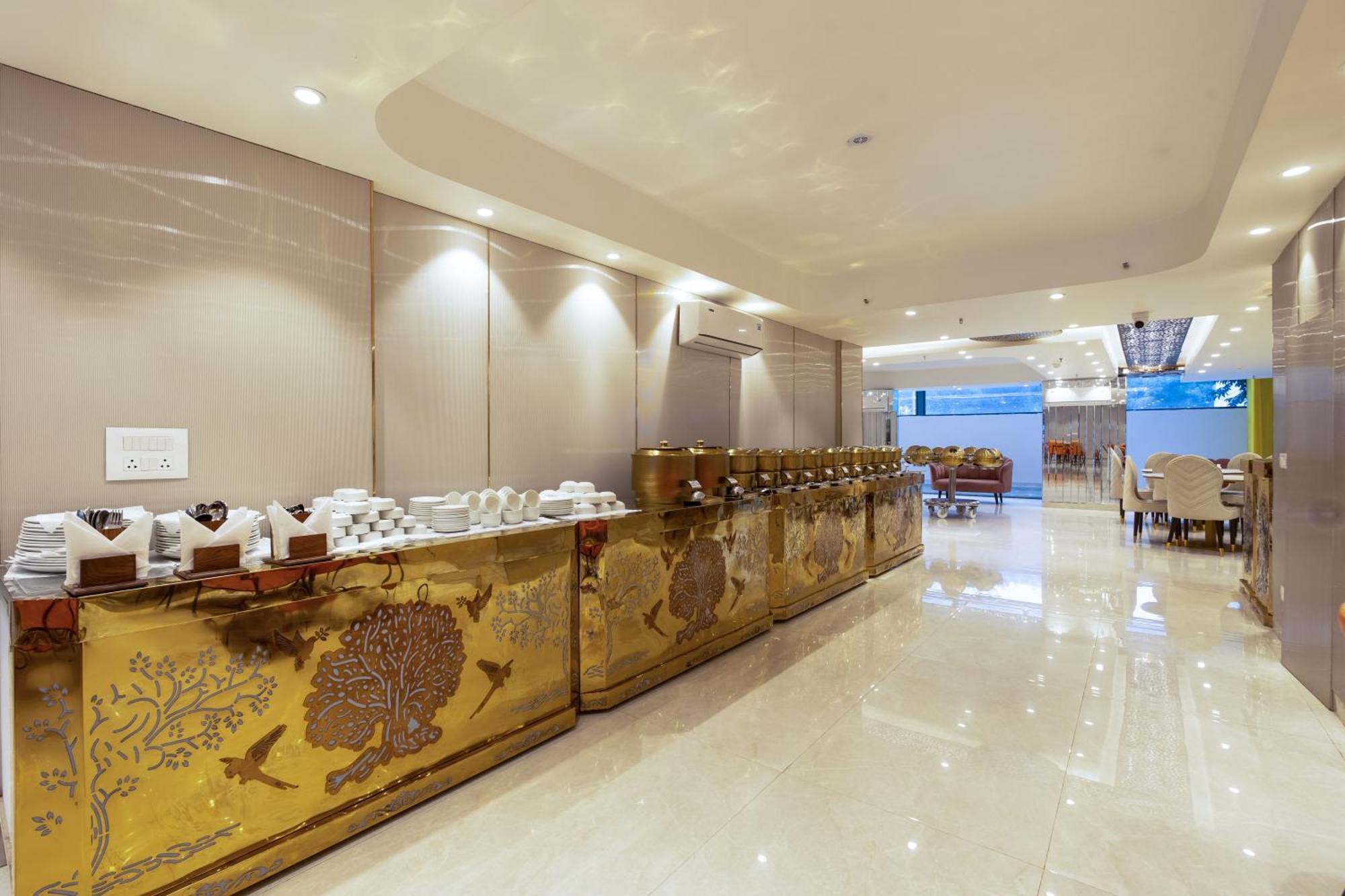 Hotel Ginger Palace Delhi Airport นิวเดลี ภายนอก รูปภาพ