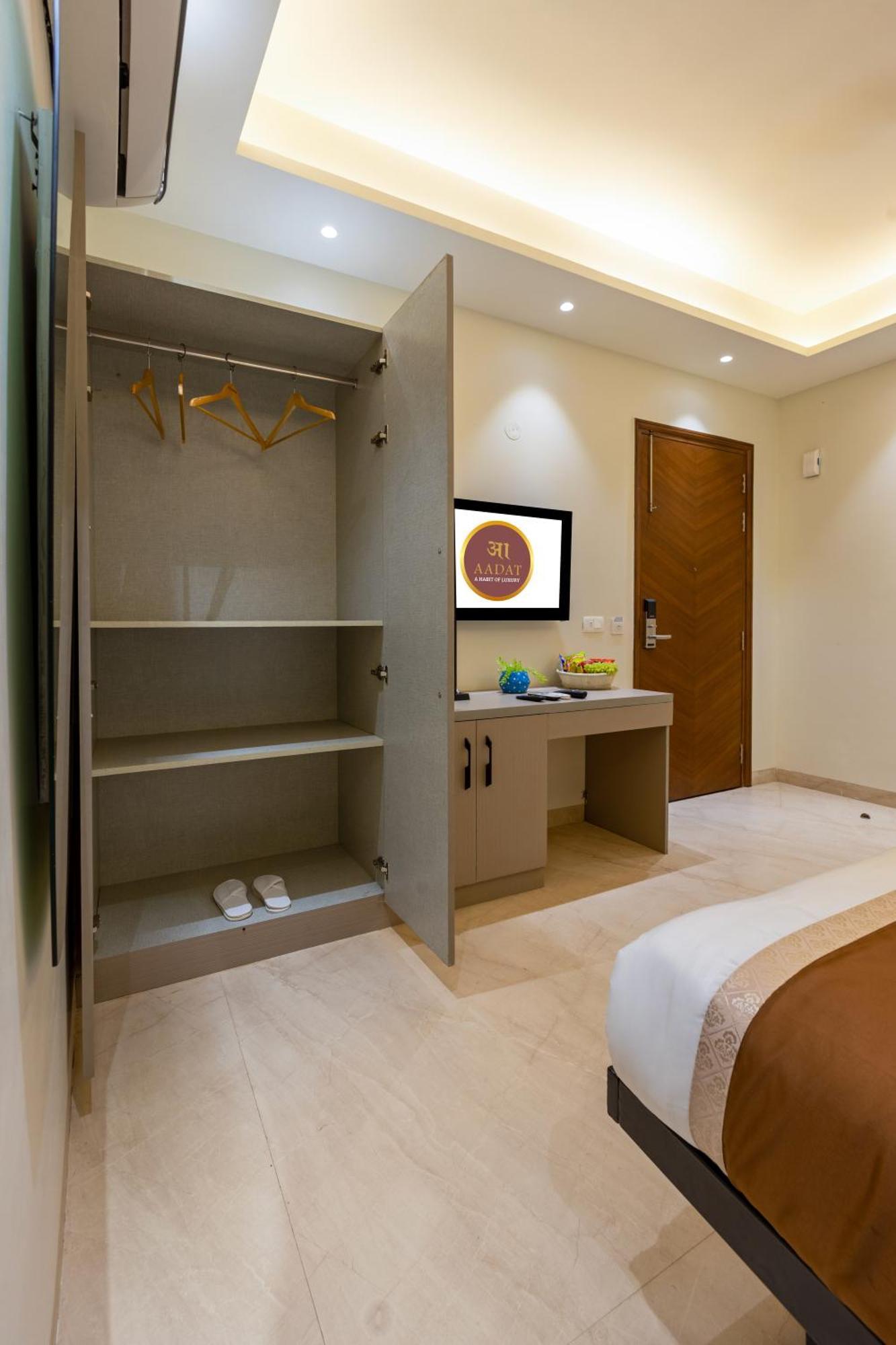 Hotel Ginger Palace Delhi Airport นิวเดลี ภายนอก รูปภาพ