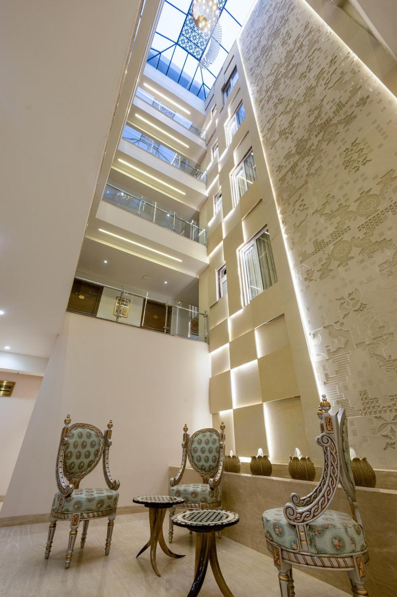 Hotel Ginger Palace Delhi Airport นิวเดลี ภายนอก รูปภาพ