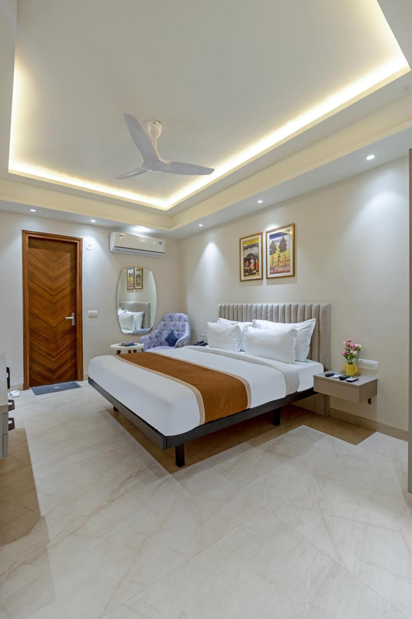 Hotel Ginger Palace Delhi Airport นิวเดลี ภายนอก รูปภาพ