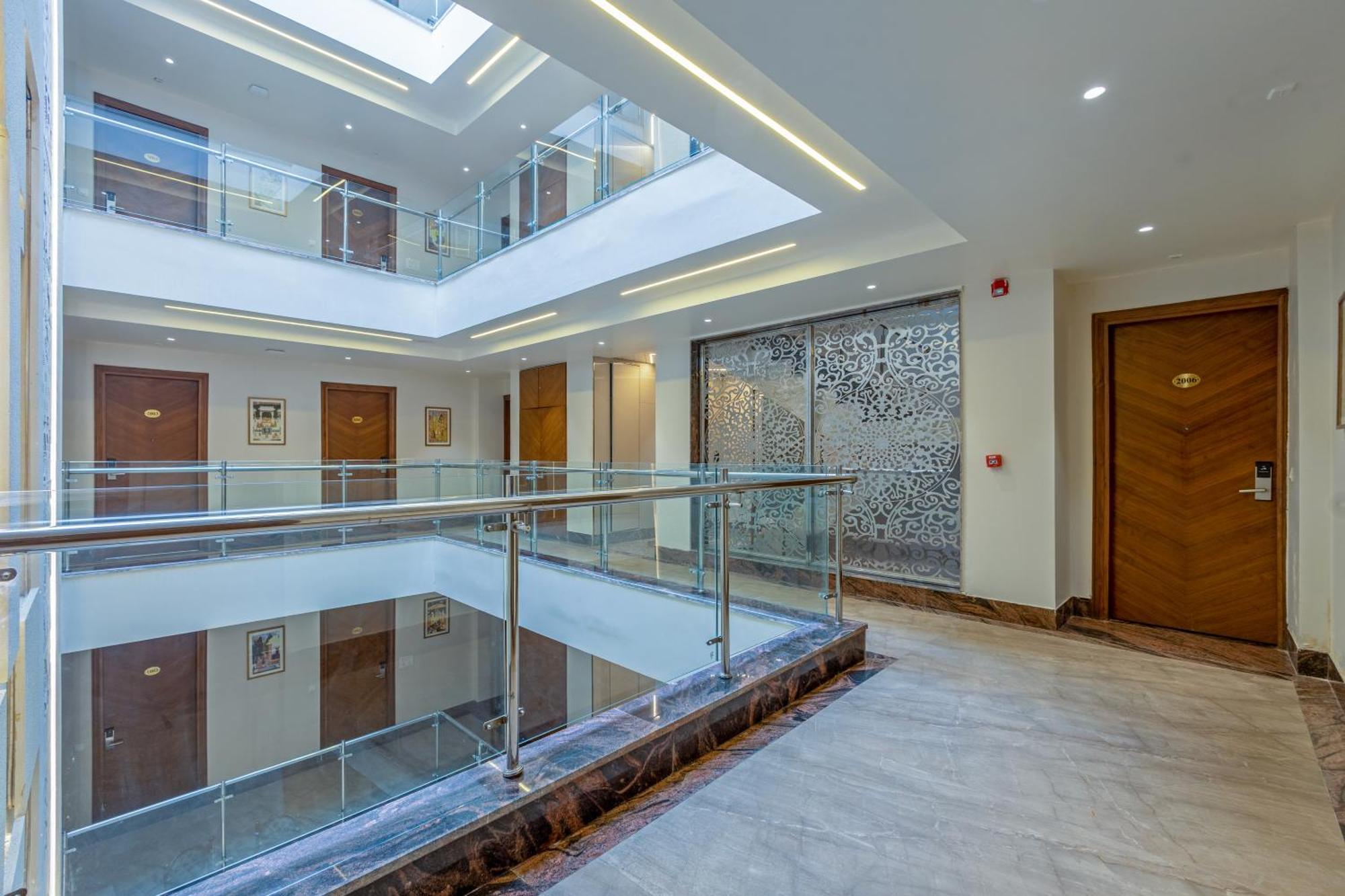 Hotel Ginger Palace Delhi Airport นิวเดลี ภายนอก รูปภาพ
